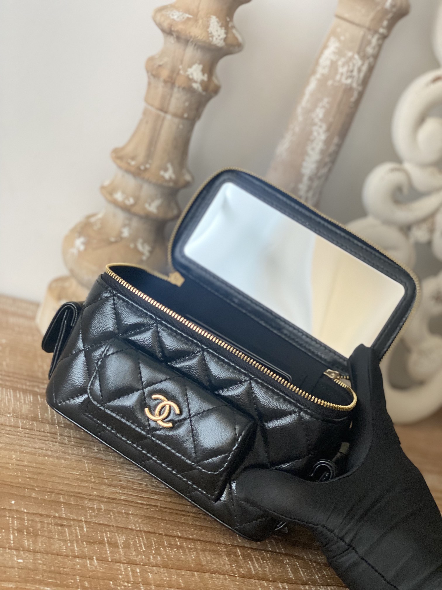 Handbag Chanel 81231 size 10*17*8.5 cm - vstockx