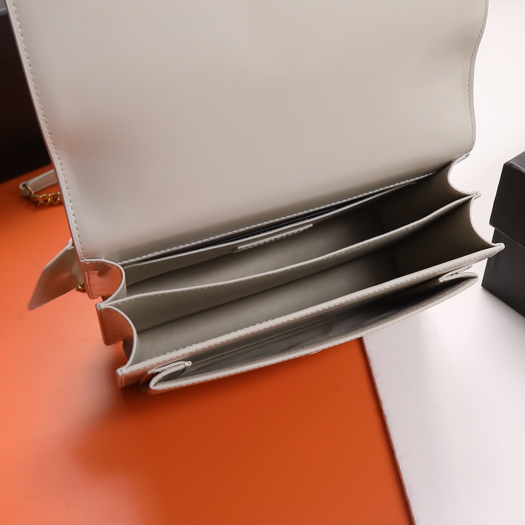 Handbags SAINT LAURENT 442906 size 22x8x16 cm - vstockx