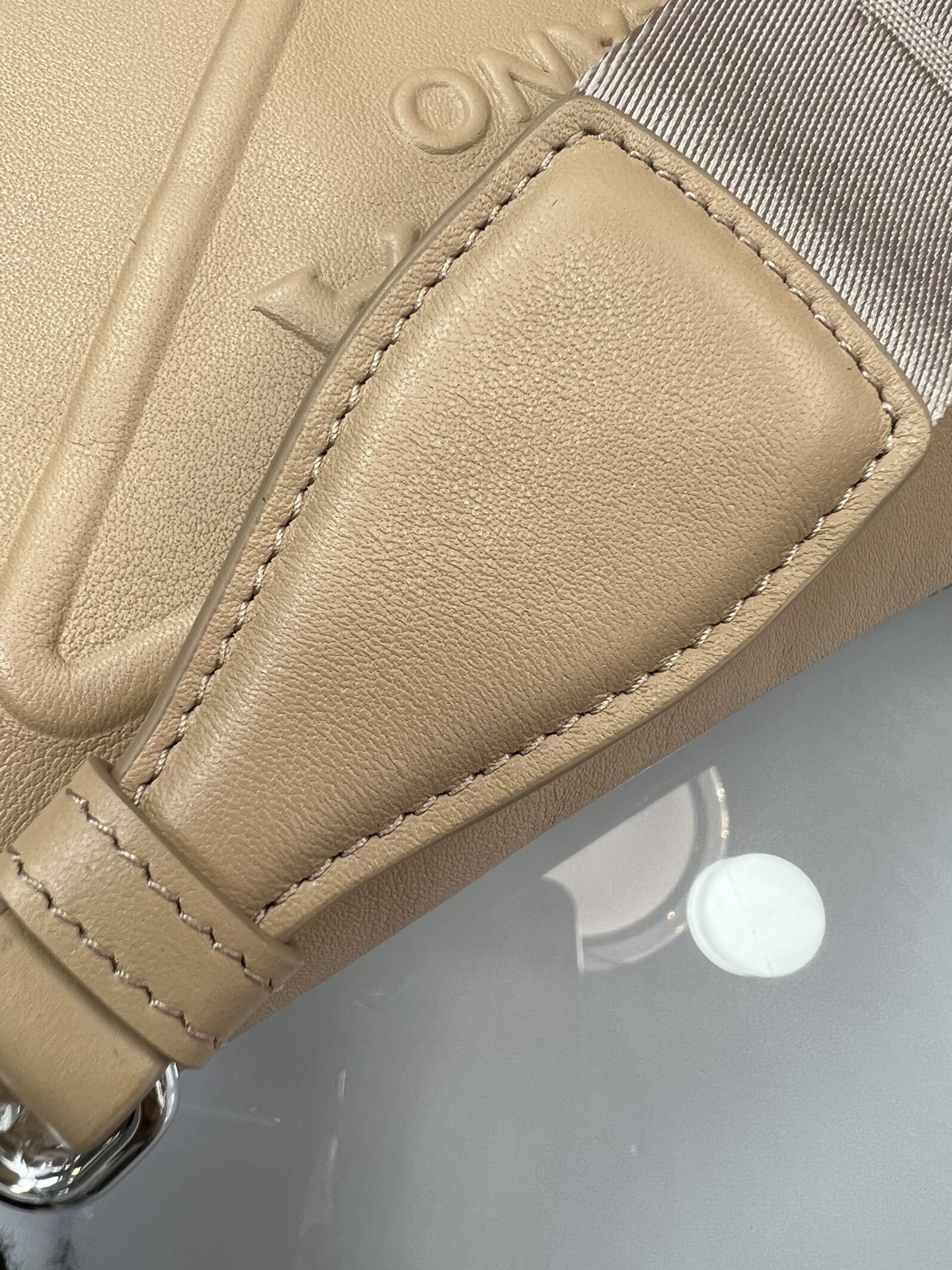 handbags prada 1BH190 26*14*12 - vstockx