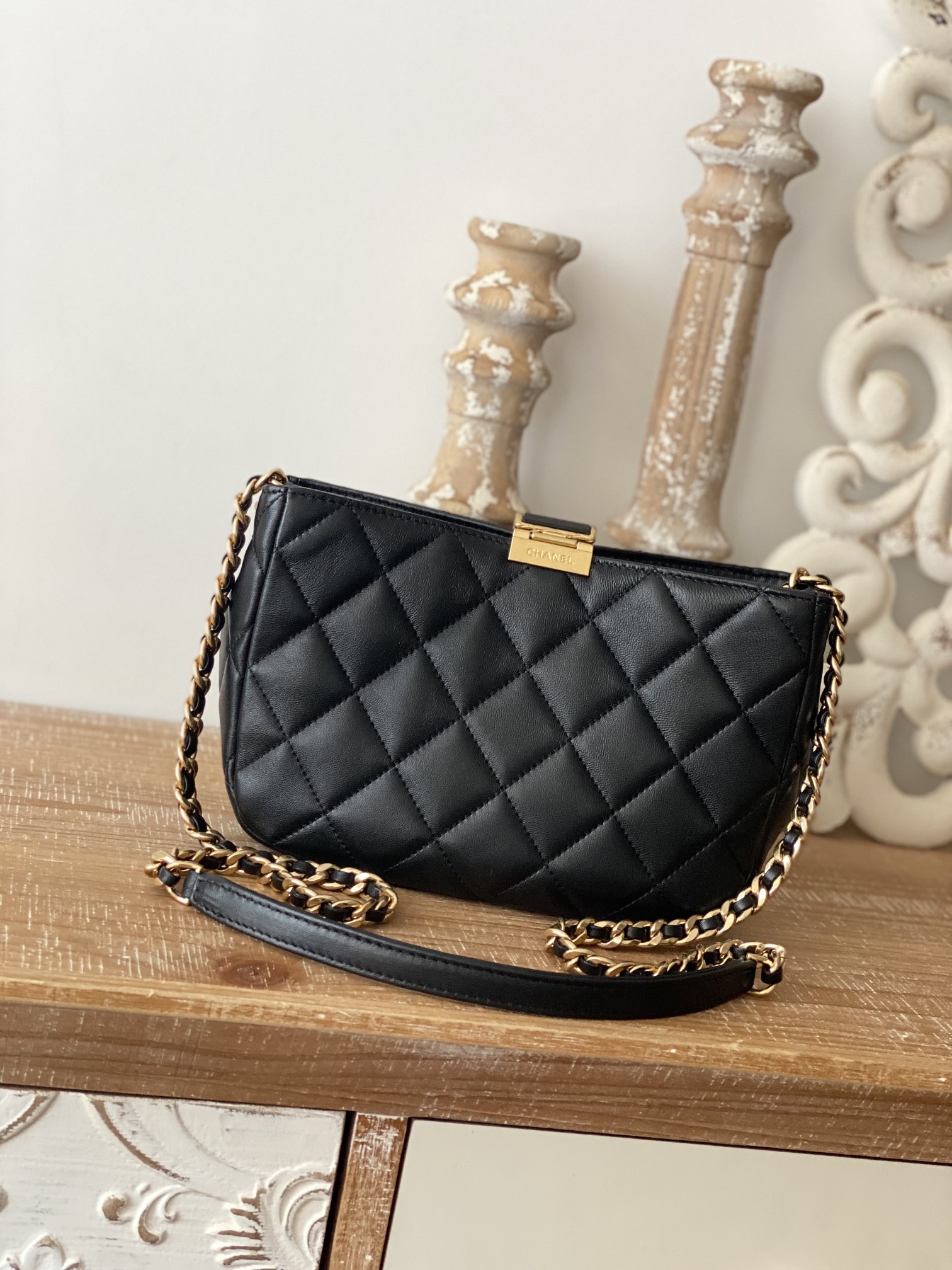 Handbag Chanel 3476 size 17*23*7* cm - vstockx