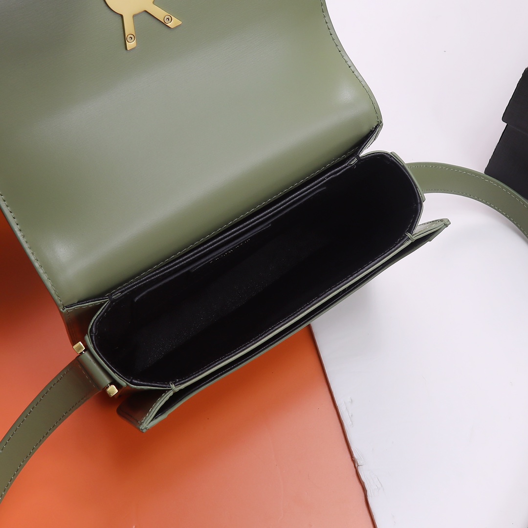 Handbags SAINT LAURENT 634306 size 19x13x5 cm - vstockx