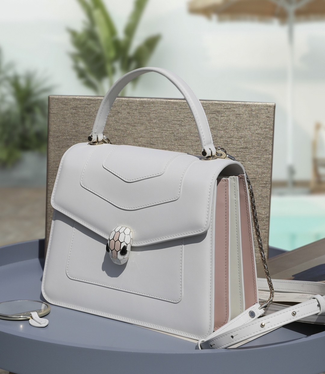 Handbags Bvlgari 3833091150 size:22.5*18.5*11 cm - vstockx