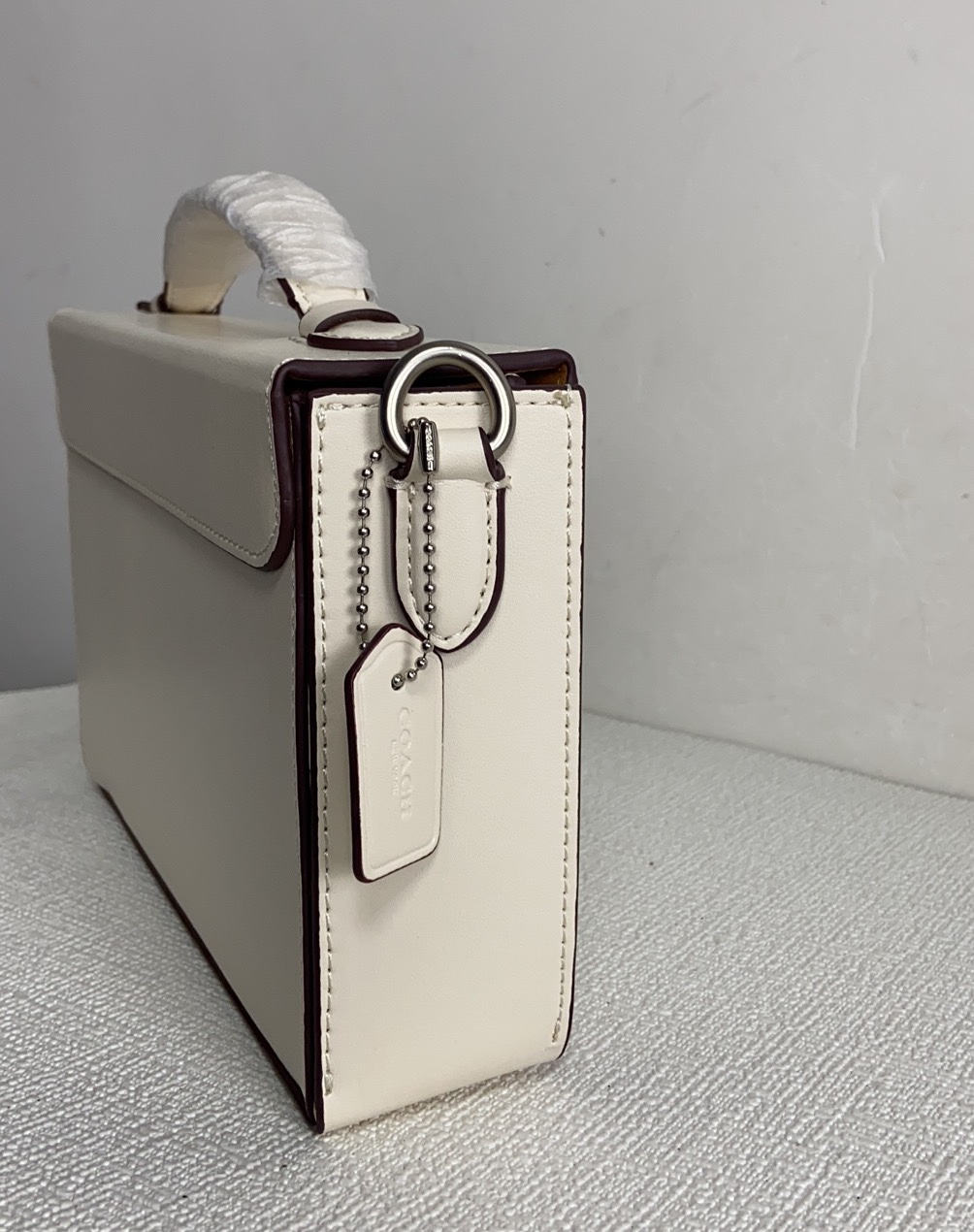 Handbags Coach CH750 size:23*14*5 - vstockx