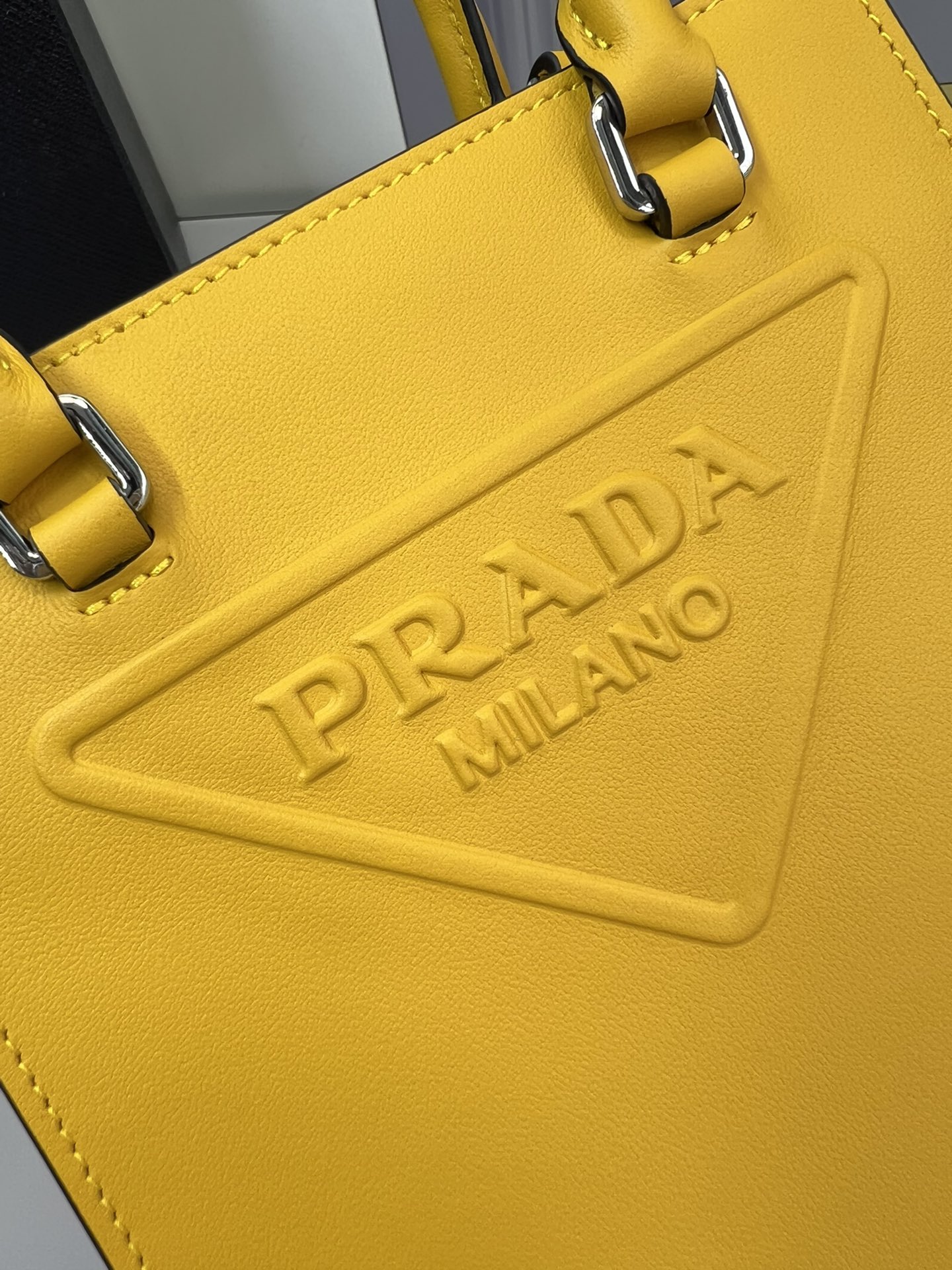 handbags prada 1BA333 17*19*6 - vstockx