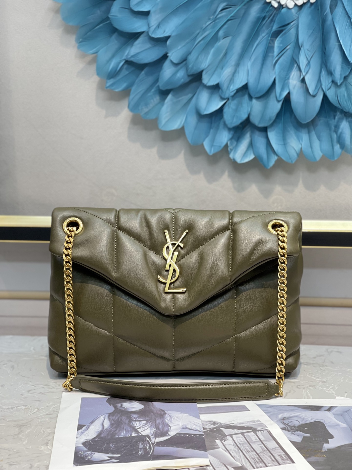 Handbags SAINT LAURENT 577476 size 29x17x11 cm - vstockx