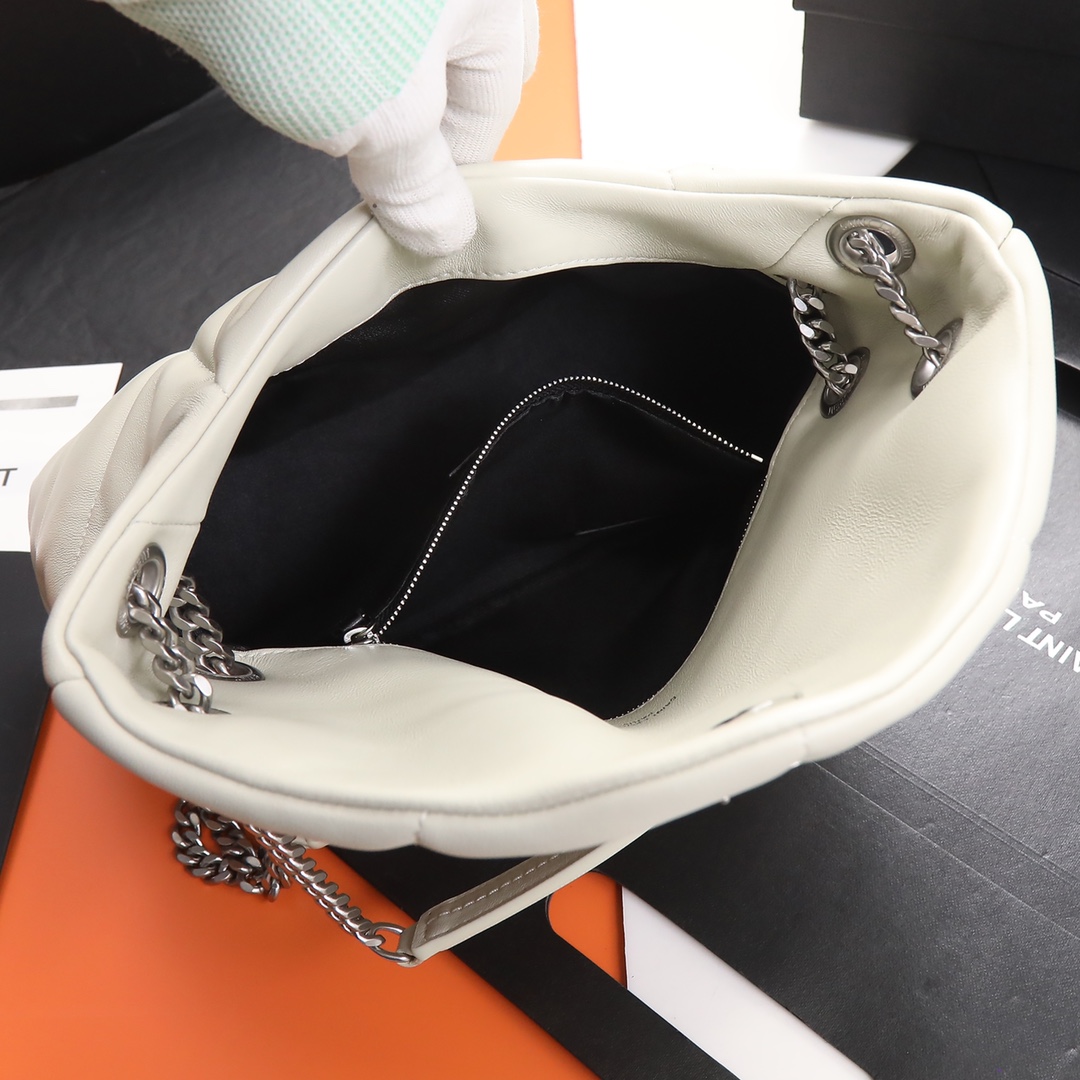 Handbags SAINT LAURENT 577476 size 29x17x11 cm - vstockx