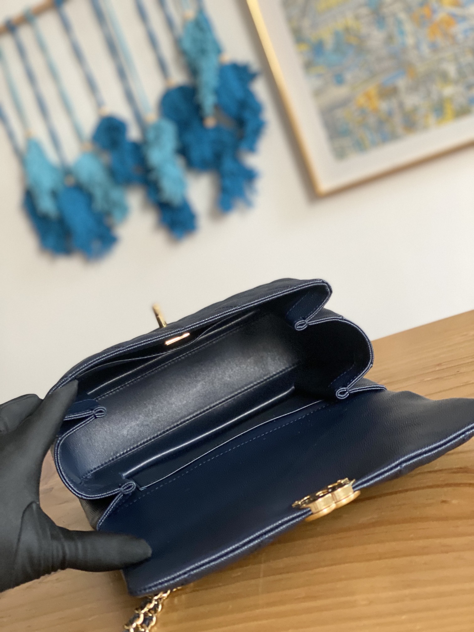 Handbag Chanel size 16*23*11.5 cm - vstockx