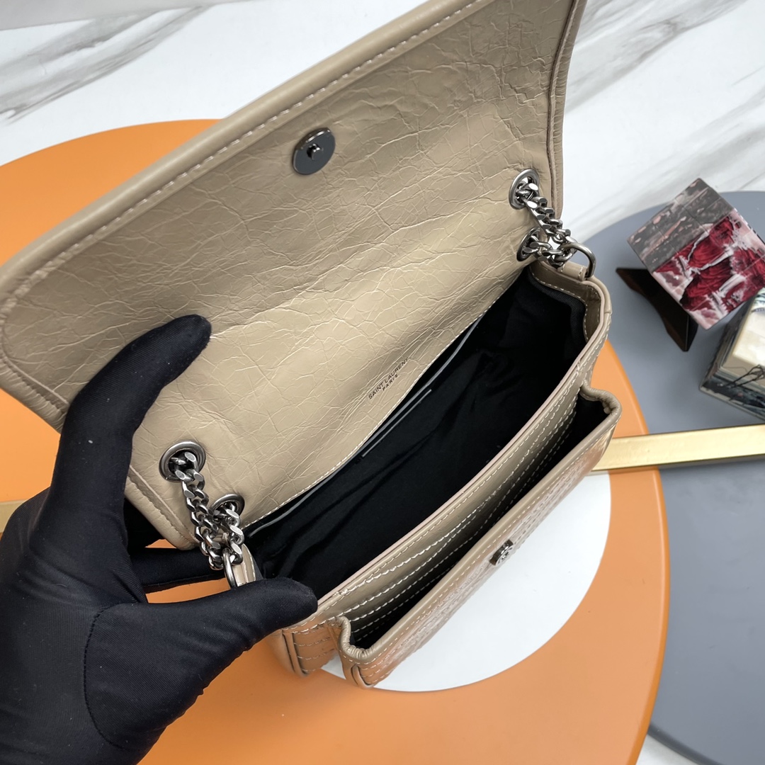 Handbags SAINT LAURENT 533037 size 22-16-7 cm - vstockx