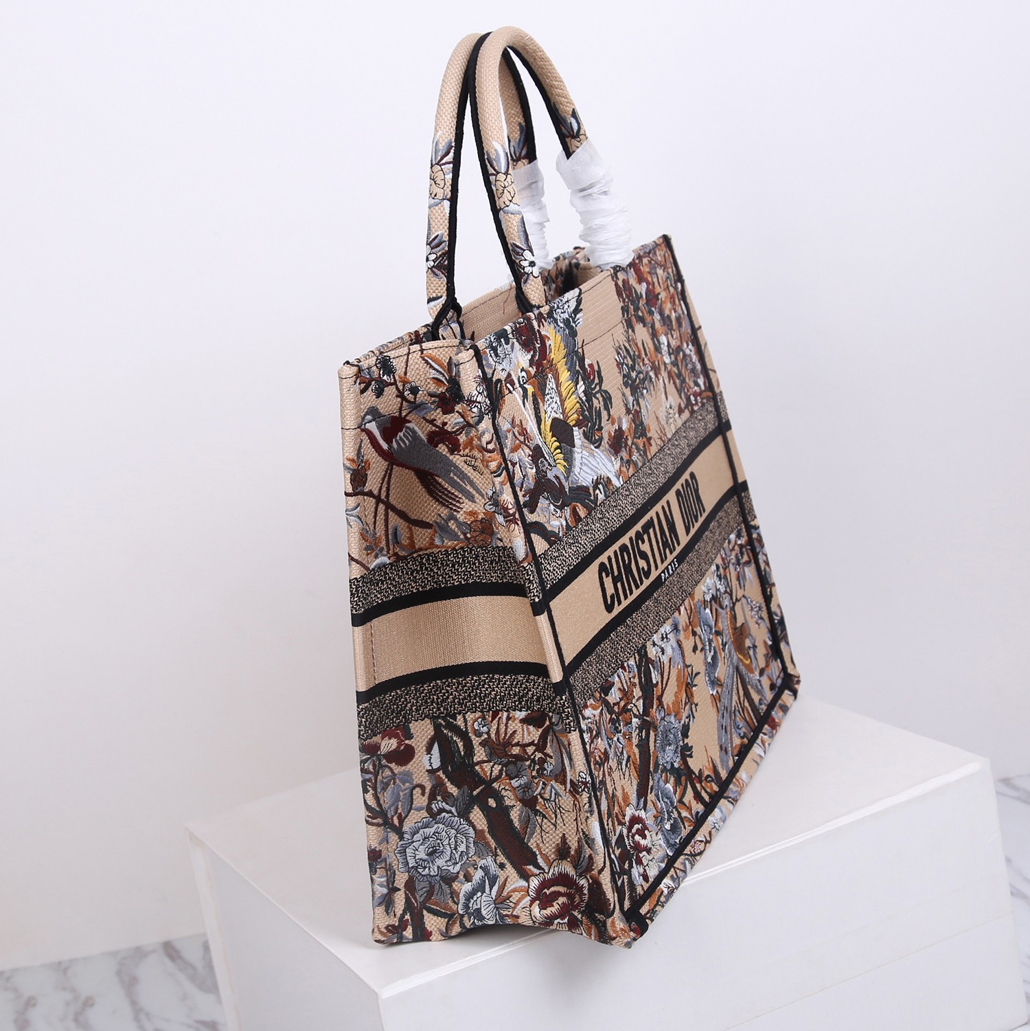 Handbags Dior Book Tote 8001 size:41 cm - vstockx