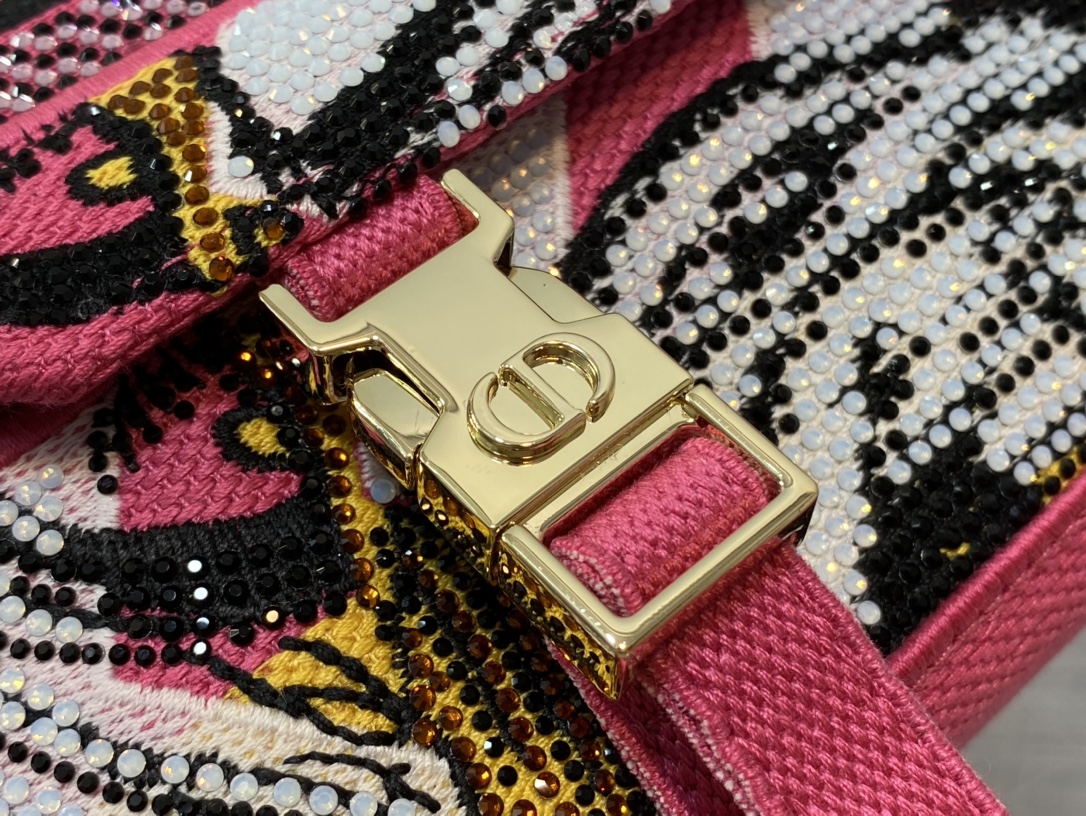 Handbag Dior size 23*15*8 cm - vstockx