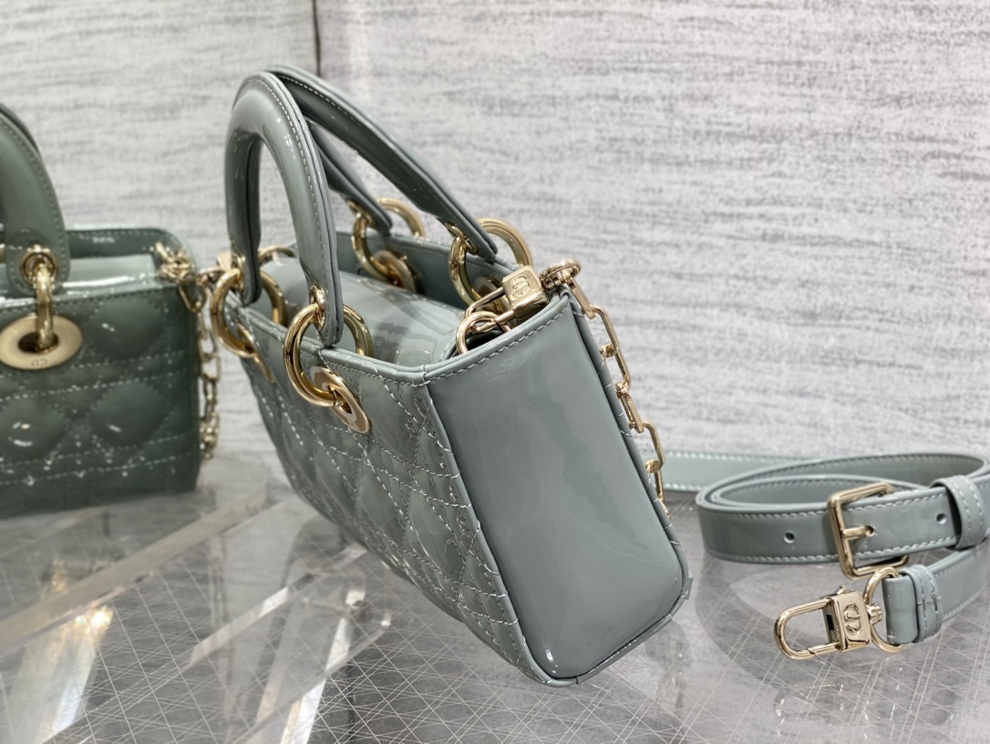 Handbag Dior size 22*6*12 cm - vstockx