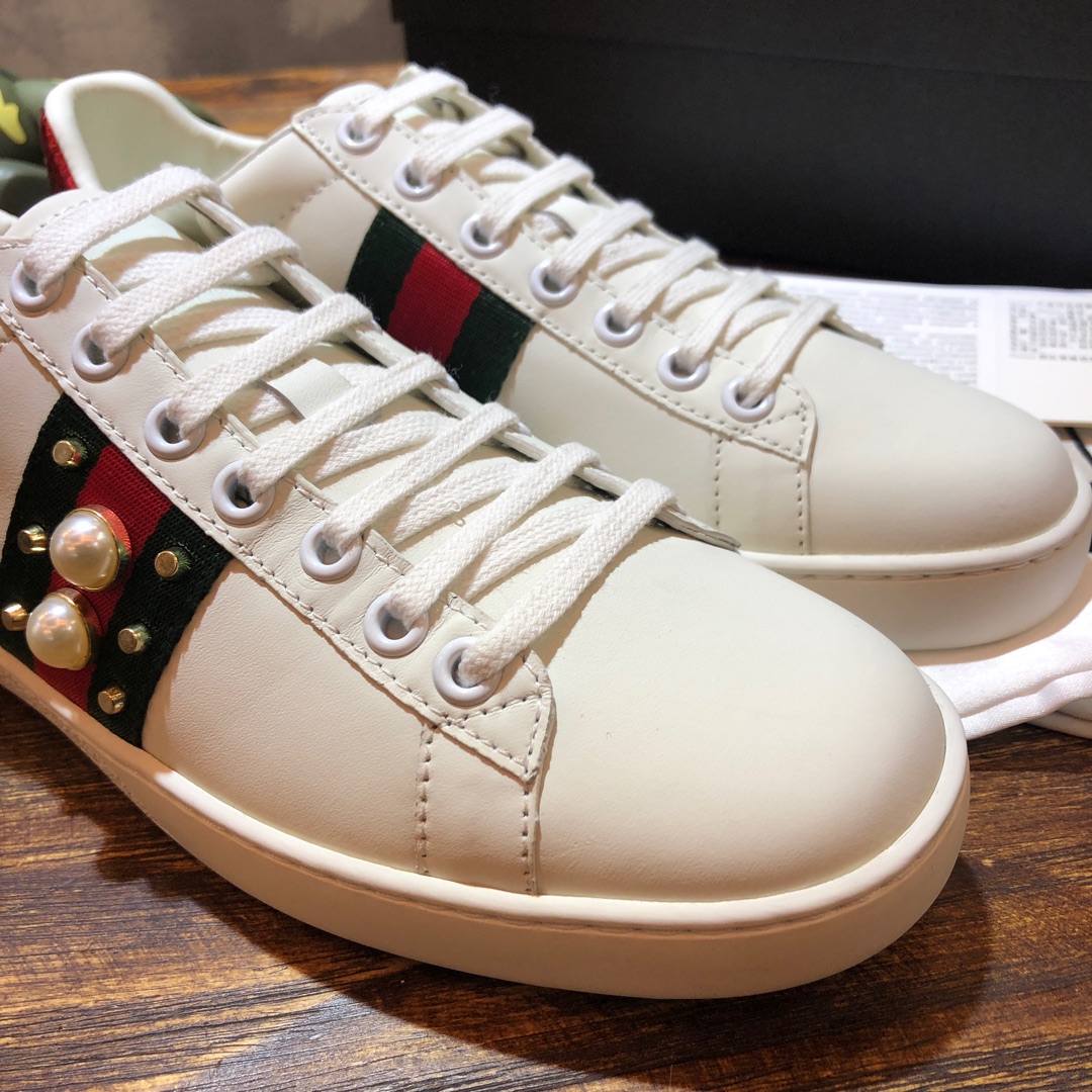 Gucci Ace Studded Pearl (W) - vstockx