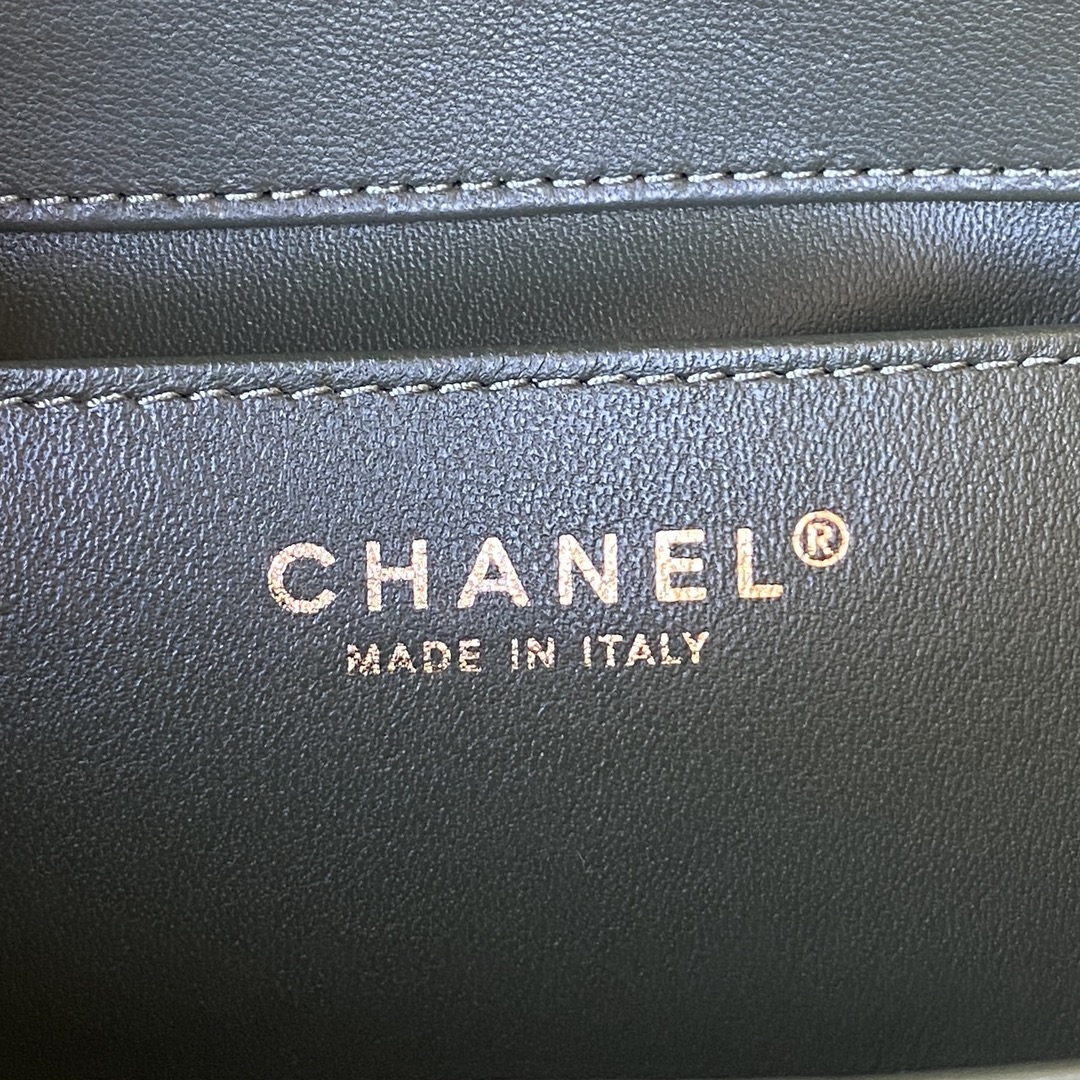 Handbag Chanel AS3649 size 18X19.5X9.5 cm - vstockx