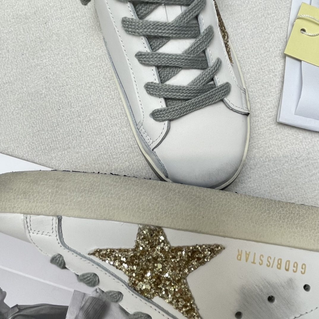Golden Goose Superstar distressed-finish sneakers 25 - vstockx