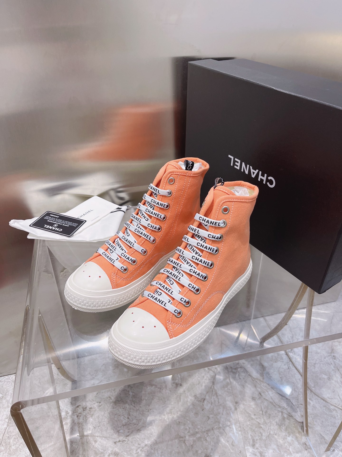 Chanel Flat canvas Sneaker 7 - vstockx