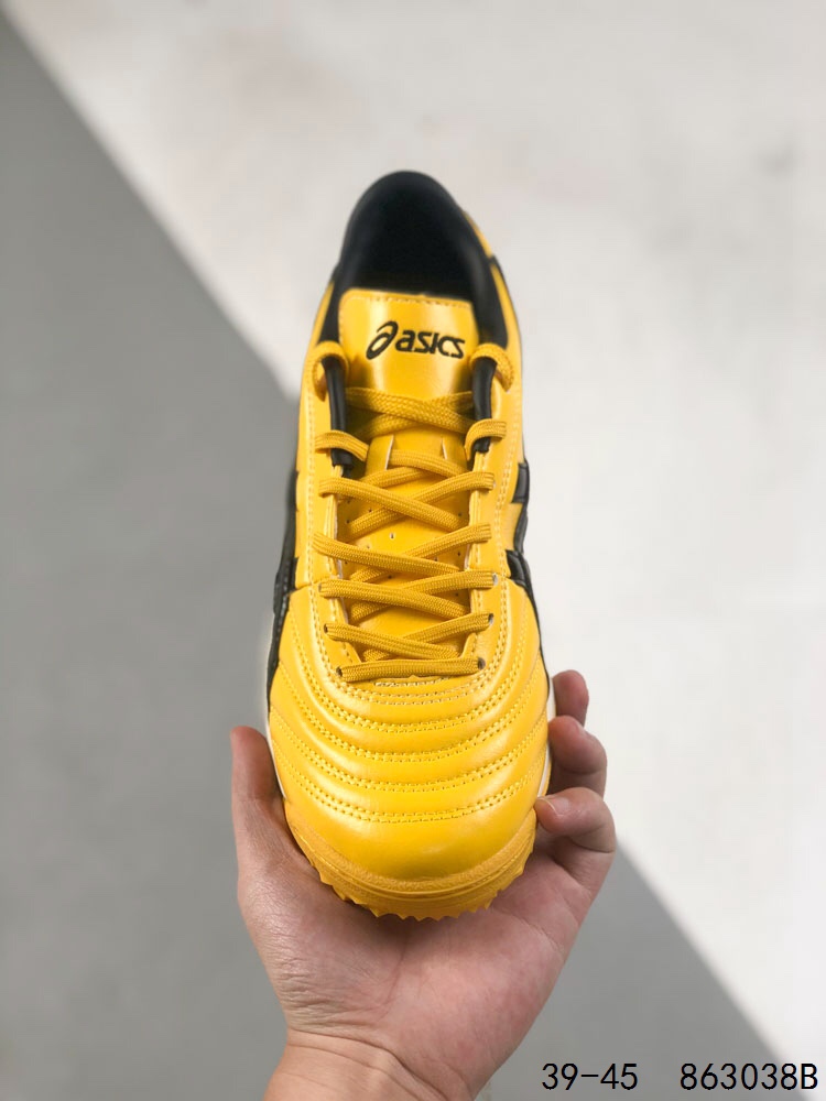 ASICS football shoes 1 - vstockx
