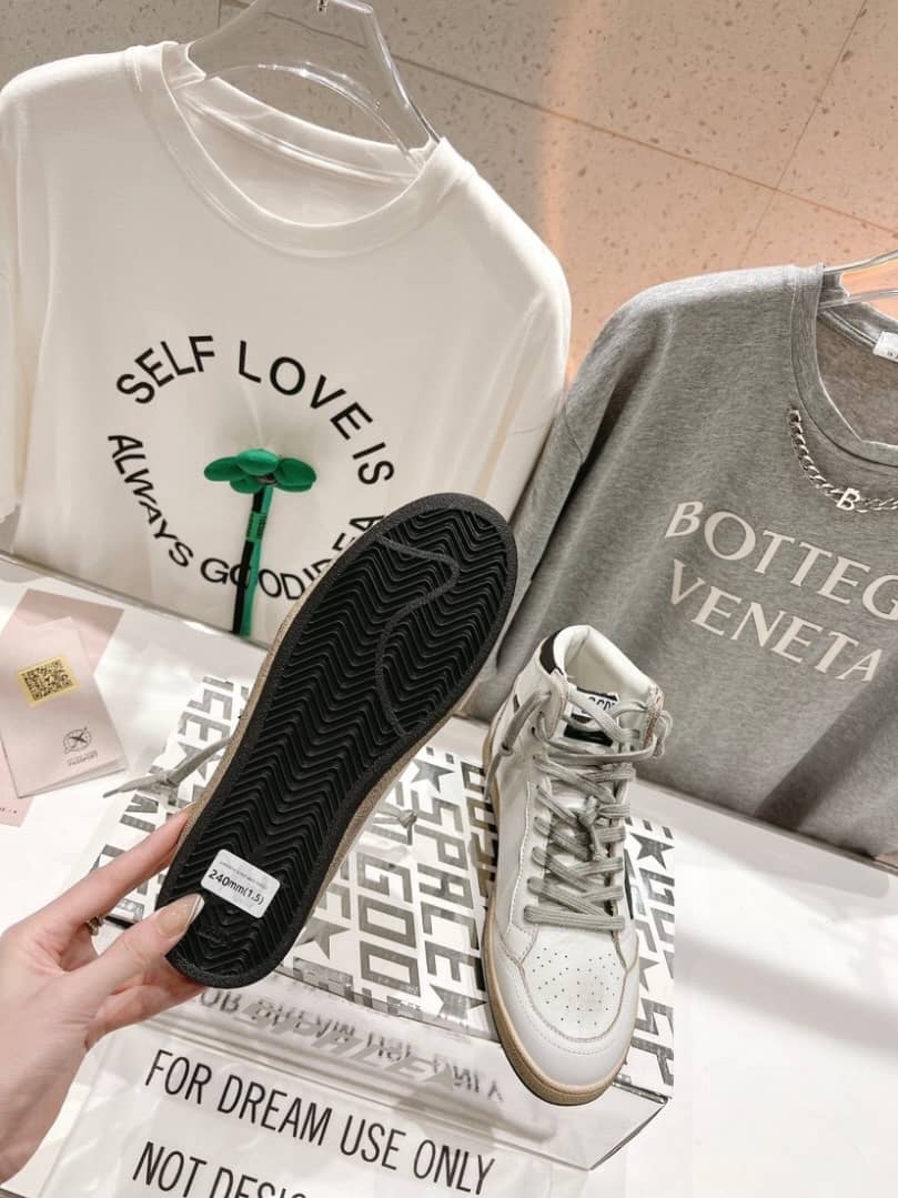 Golden Goose Sky-Star Leather White Black - vstockx