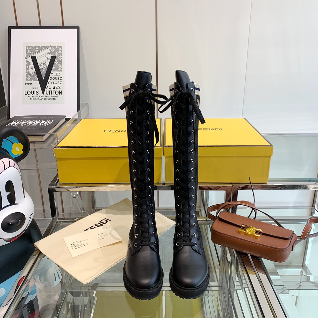 Fendi Boots 10 - vstockx