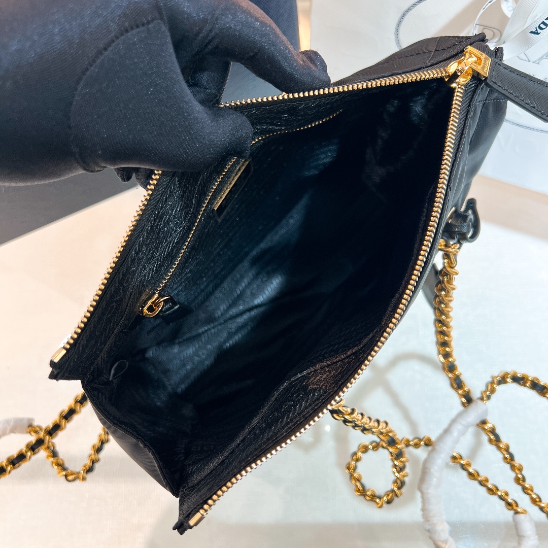 handbags prada 1BG468 25*19*7 - vstockx