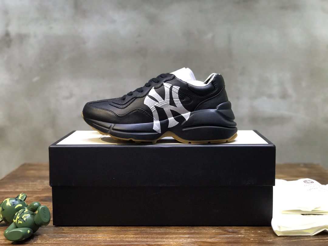Gucci Rhyton sneaker 41 - vstockx
