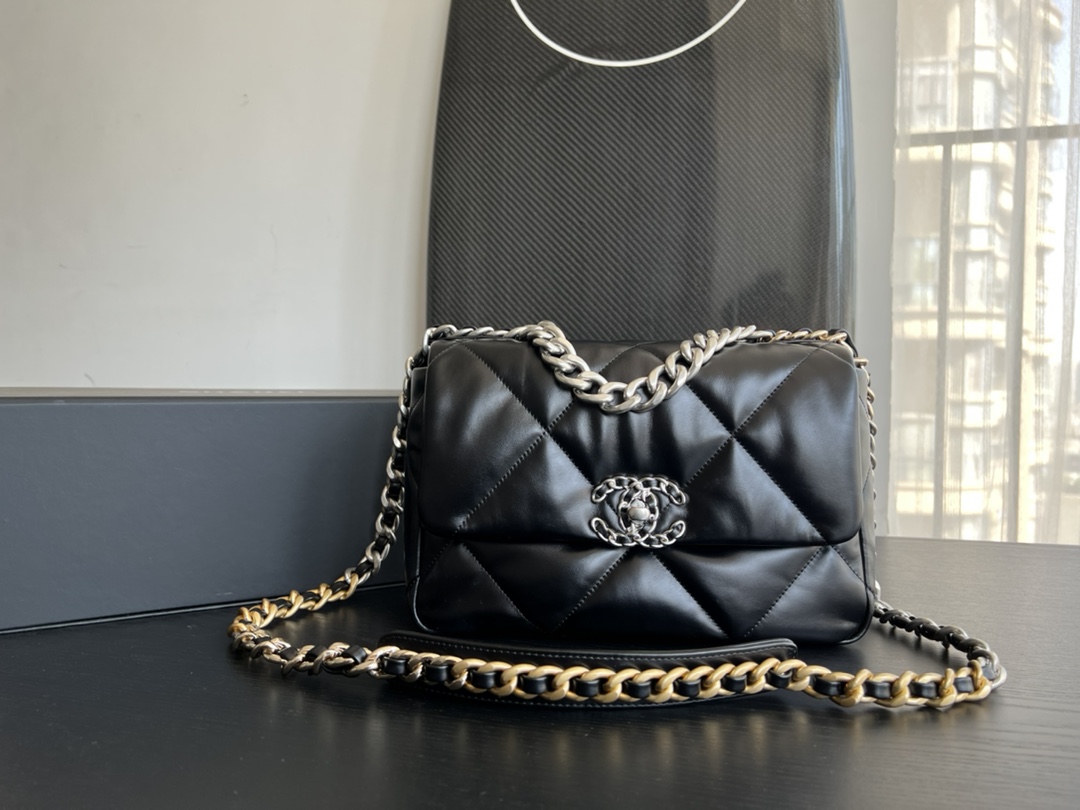 Handbag Chanel 1160 size 26cmx16cmx9 cm - vstockx