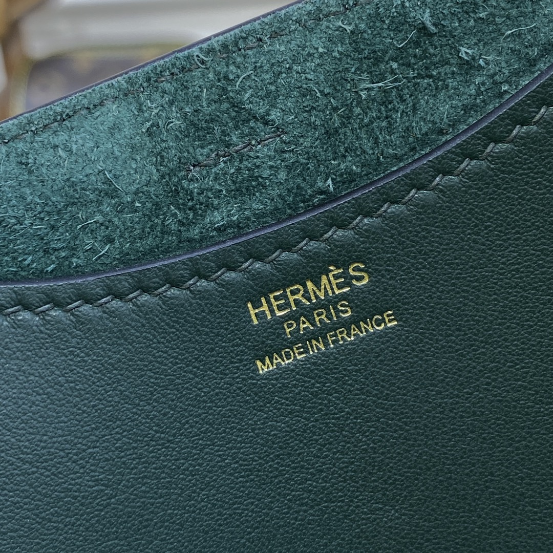 Handbags Hermes picotin size :18x2.5 x22 cm - vstockx