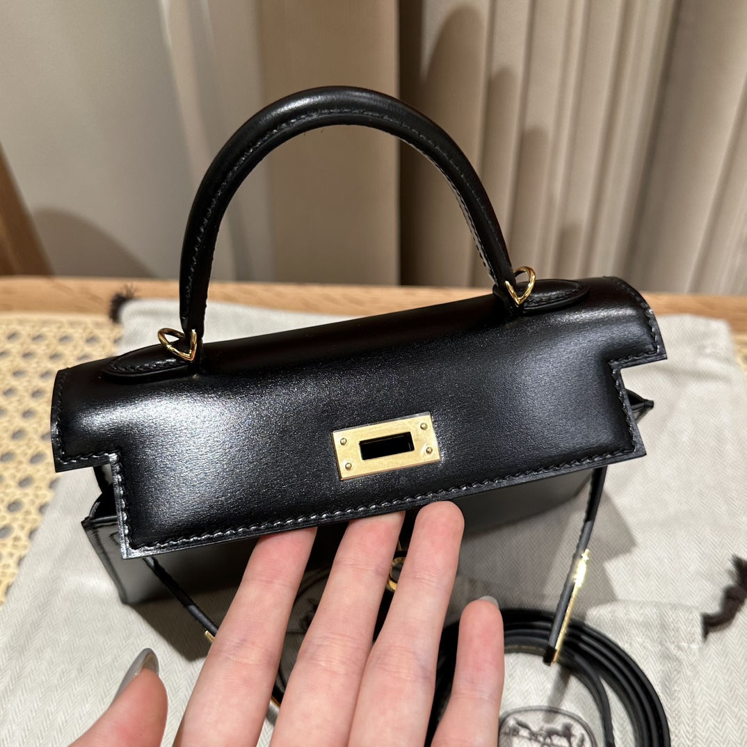 Handbags Hermes mini Kelly size:19cm - vstockx