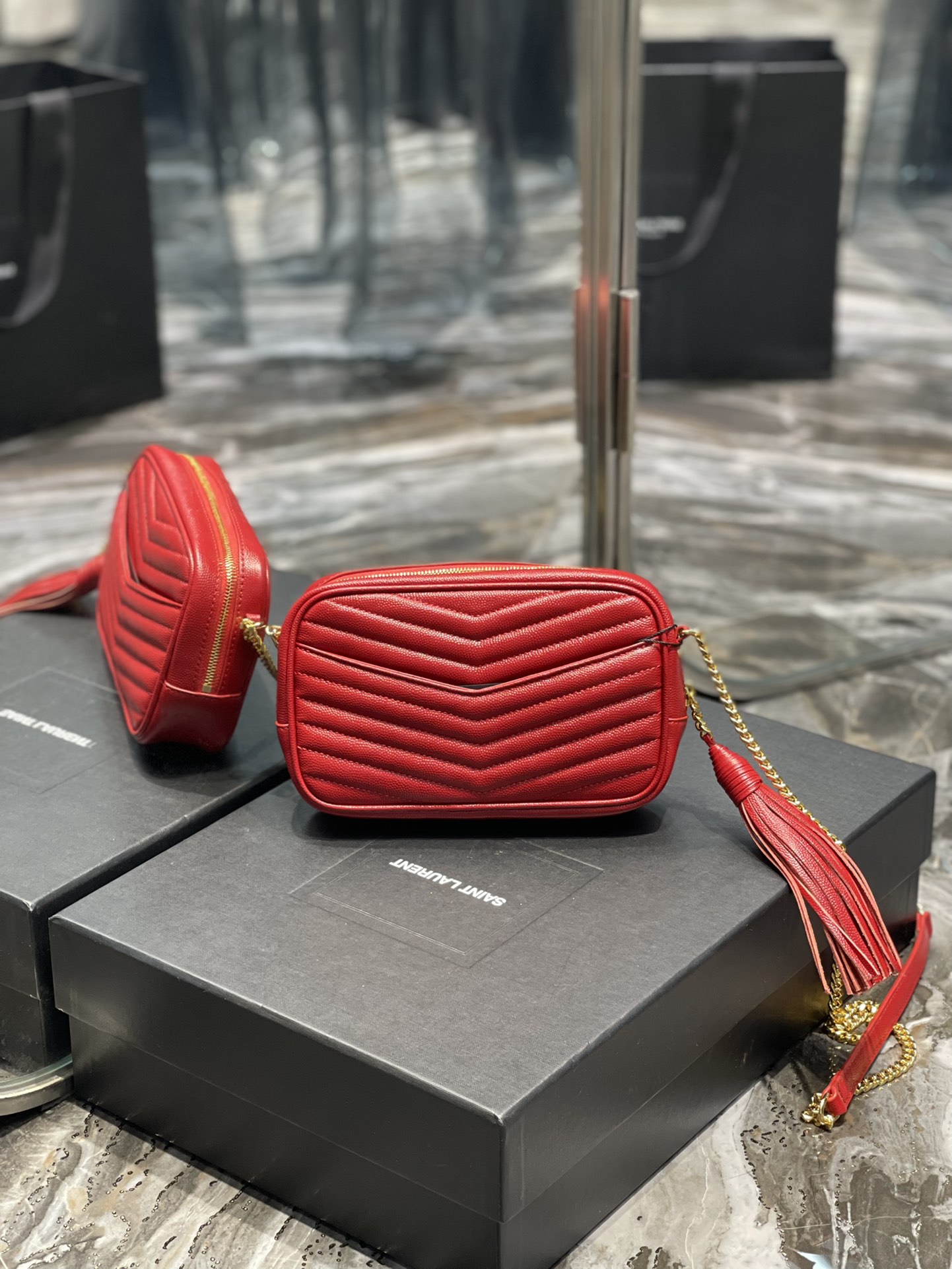 Handbags SAINT LAURENT 585040 size 18  10  5 cm - vstockx