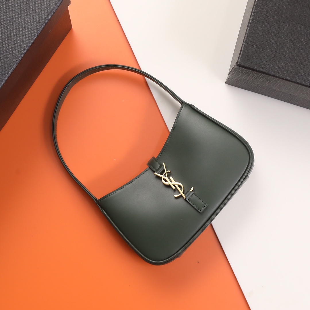 Handbags SAINT LAURENT 710318 size 19X11.5x4.5 cm - vstockx