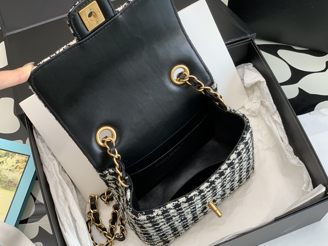 Handbag Chanel 99204 - vstockx