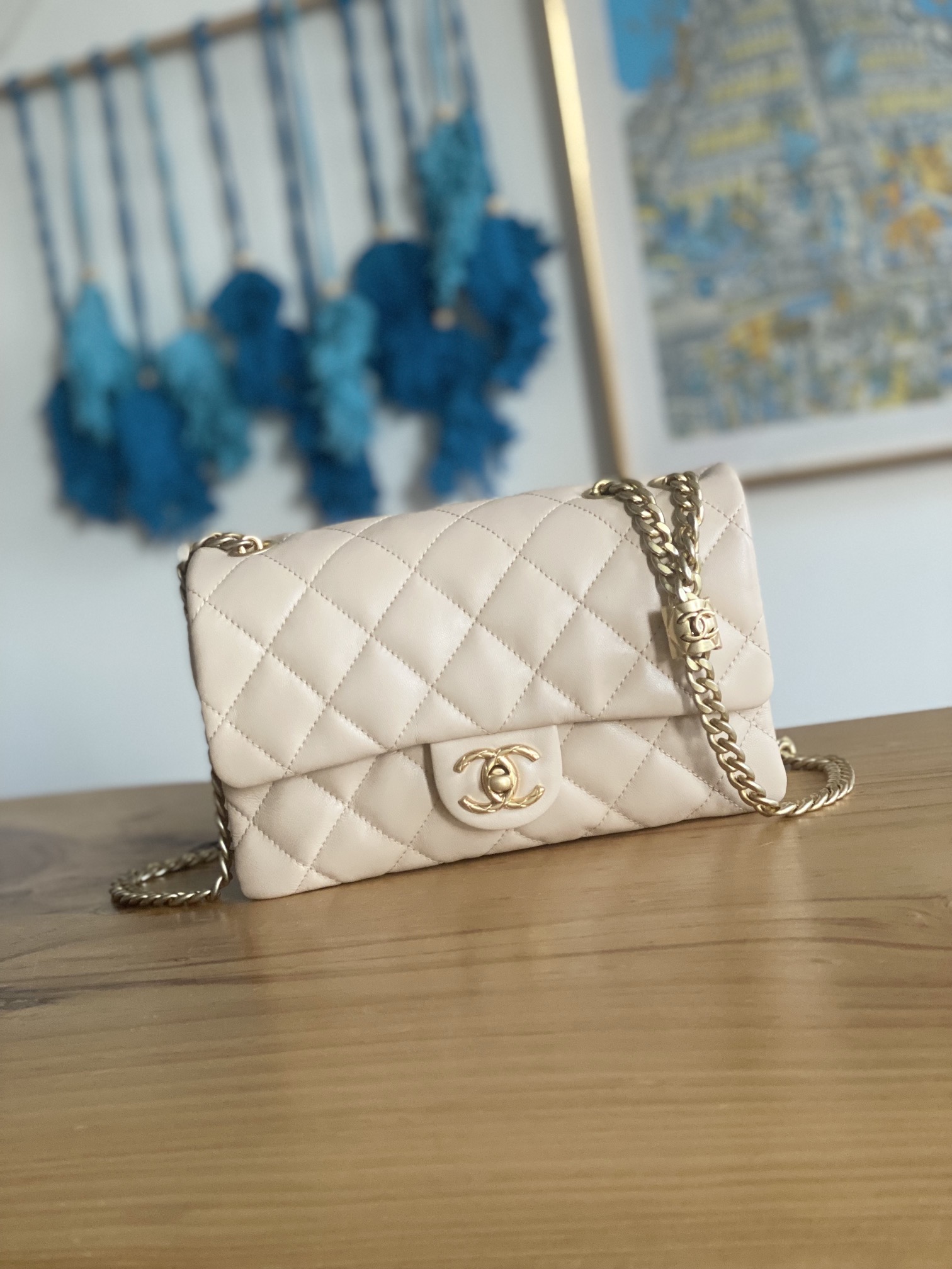 Handbag Chanel AS3393 size 14x22x8 cm - vstockx