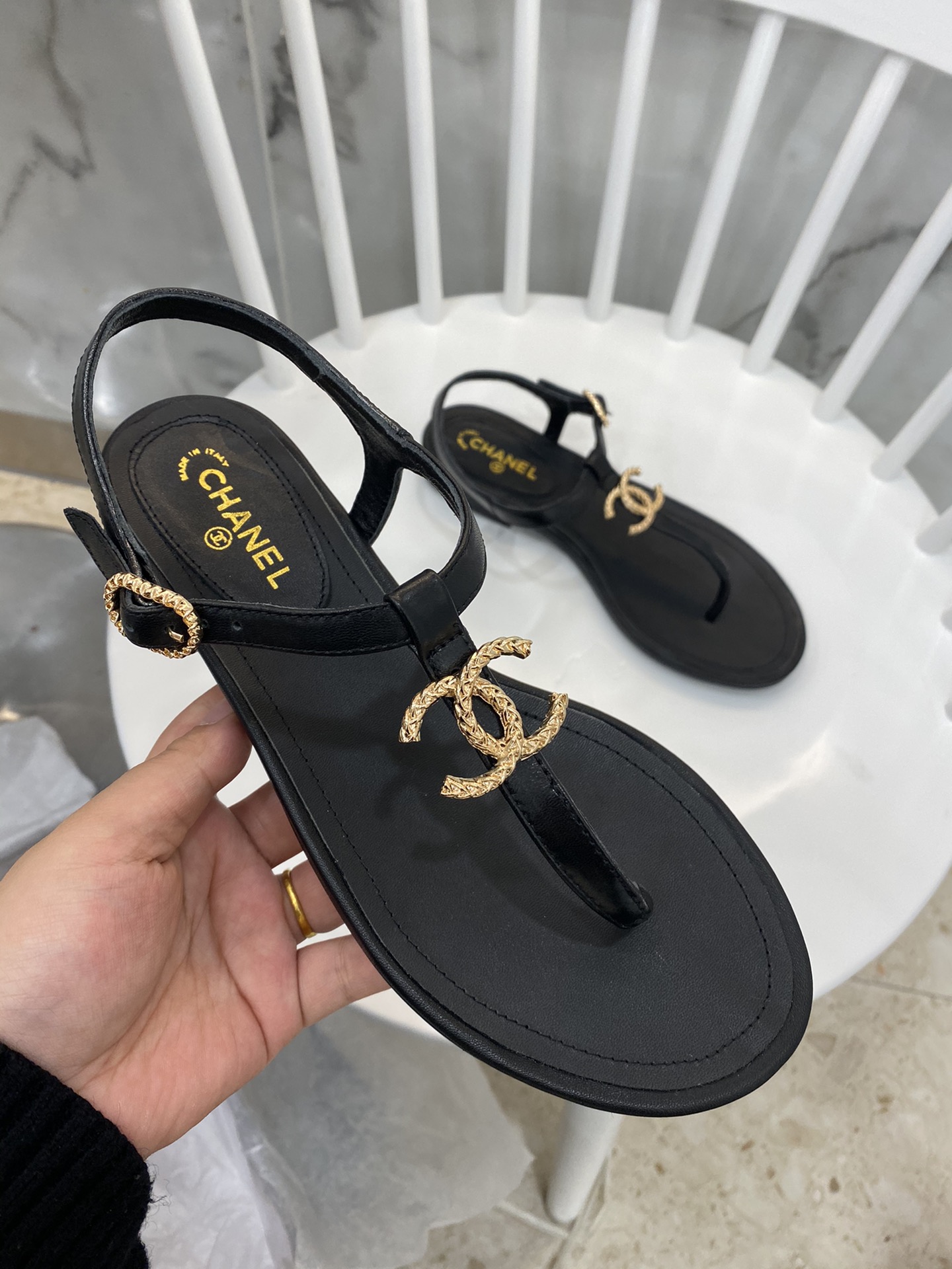 Chanel Slides 28 - vstockx