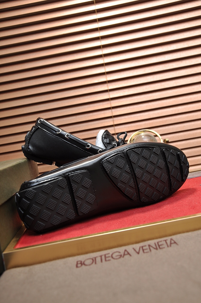 Bottega Veneta Intrecciato Leather Loafers 8 - vstockx