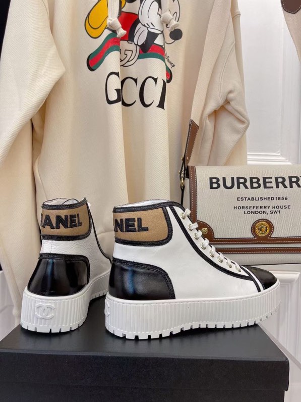 Chanel Platform Sneaker 3 - vstockx