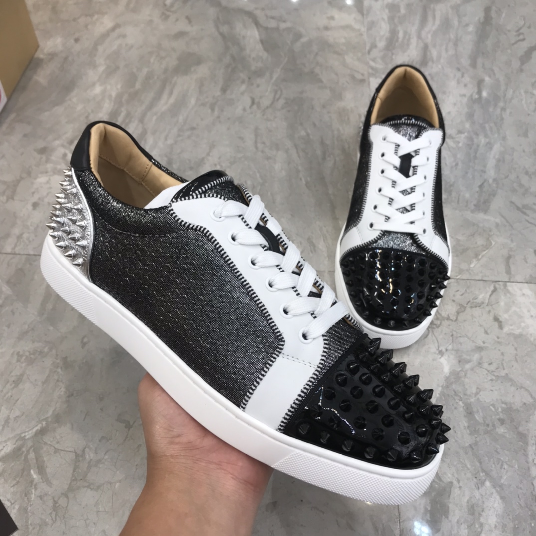 Christian Louboutin Louis Junior Spikes Orlato Flat Sneakers 50 - vstockx