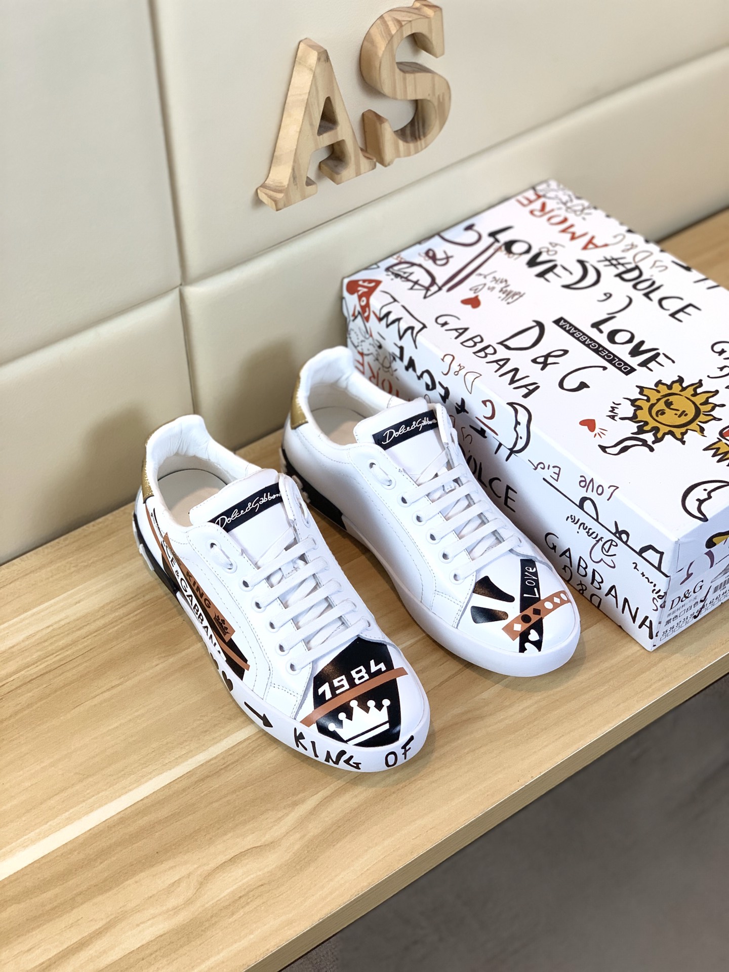Dolce & Gabbana Low Tops Sneakers 125 - vstockx