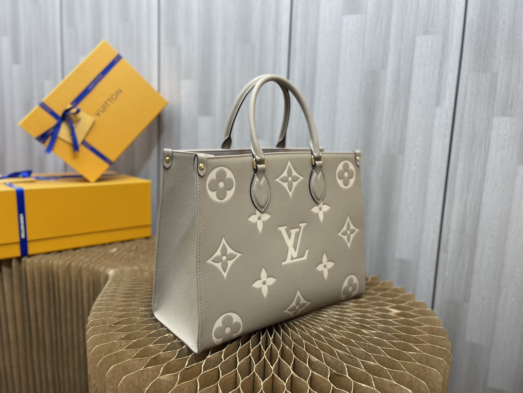 Handbag Louis Vuitton 45495 size 34x26x13 cm - vstockx