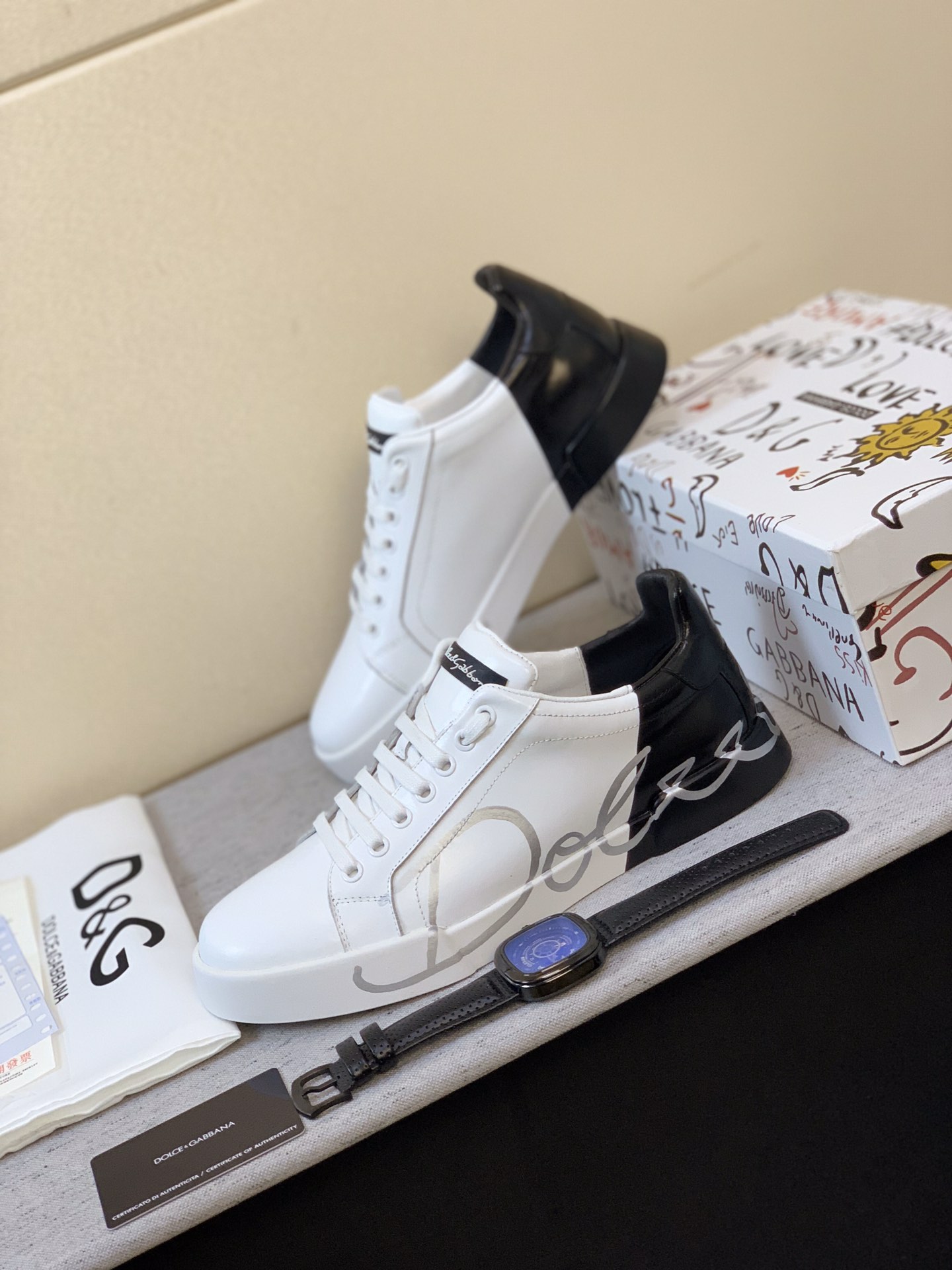 Dolce & Gabbana Low Tops Sneakers 42 - vstockx