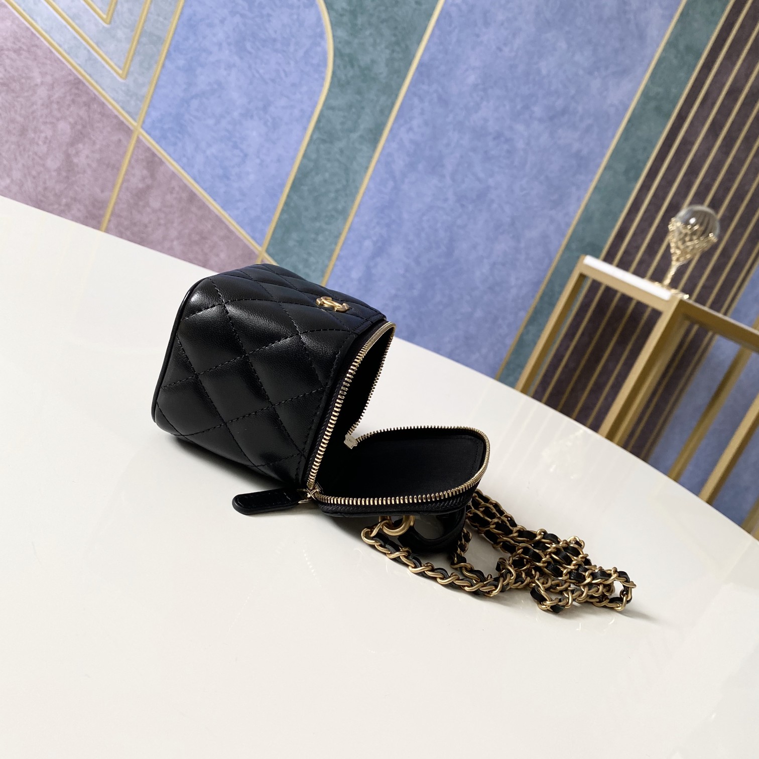 Handbag Chanel 81113 size 10 7 9 cm - vstockx