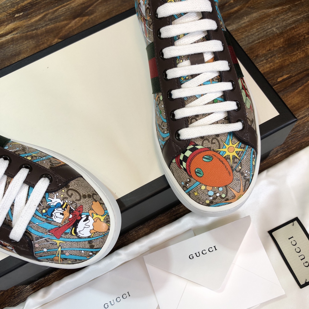 Gucci Ace x Disney Huey, Dewey, Louie Print - vstockx