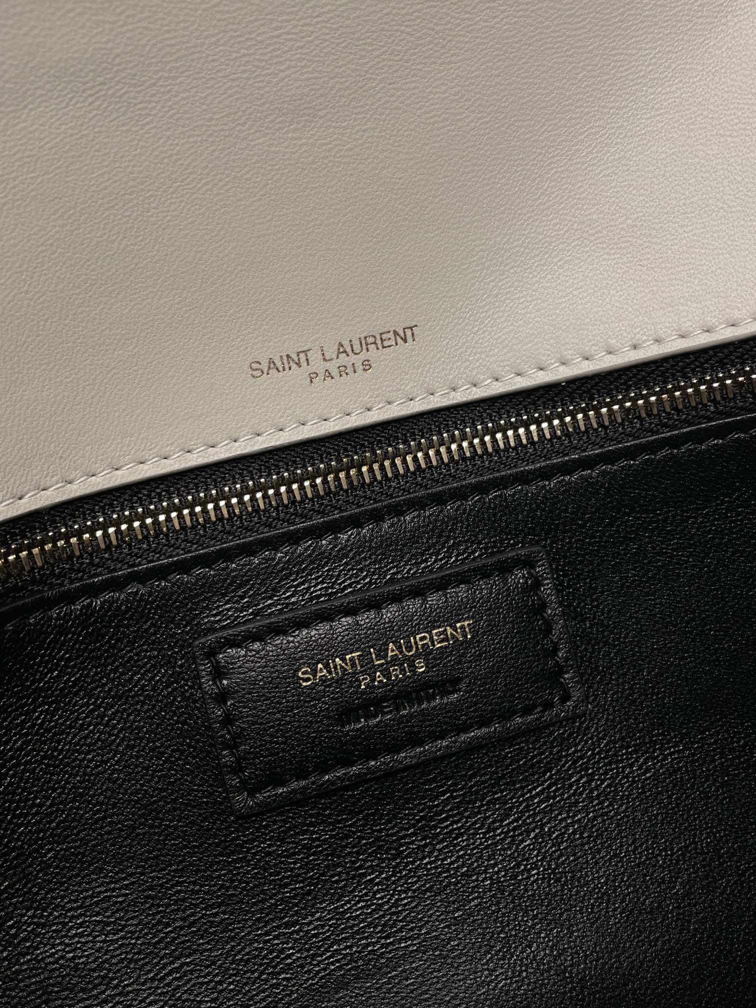 Handbags SAINT LAURENT 676628 size 26x4.5x13 cm - vstockx