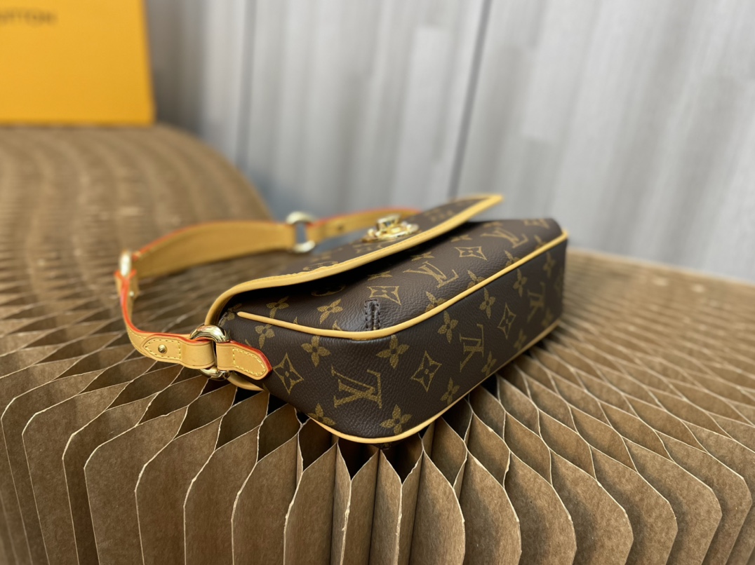 Handbag Louis Vuitton M40078 size 22.5  13  8 CM - vstockx