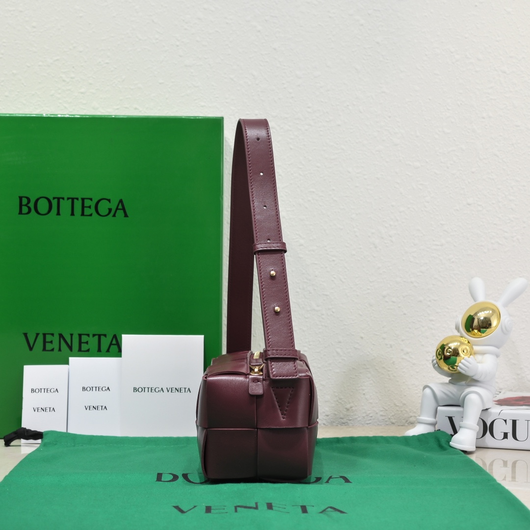 handbags Bottega Veneta 9305 size:23.5*10*10cm - vstockx