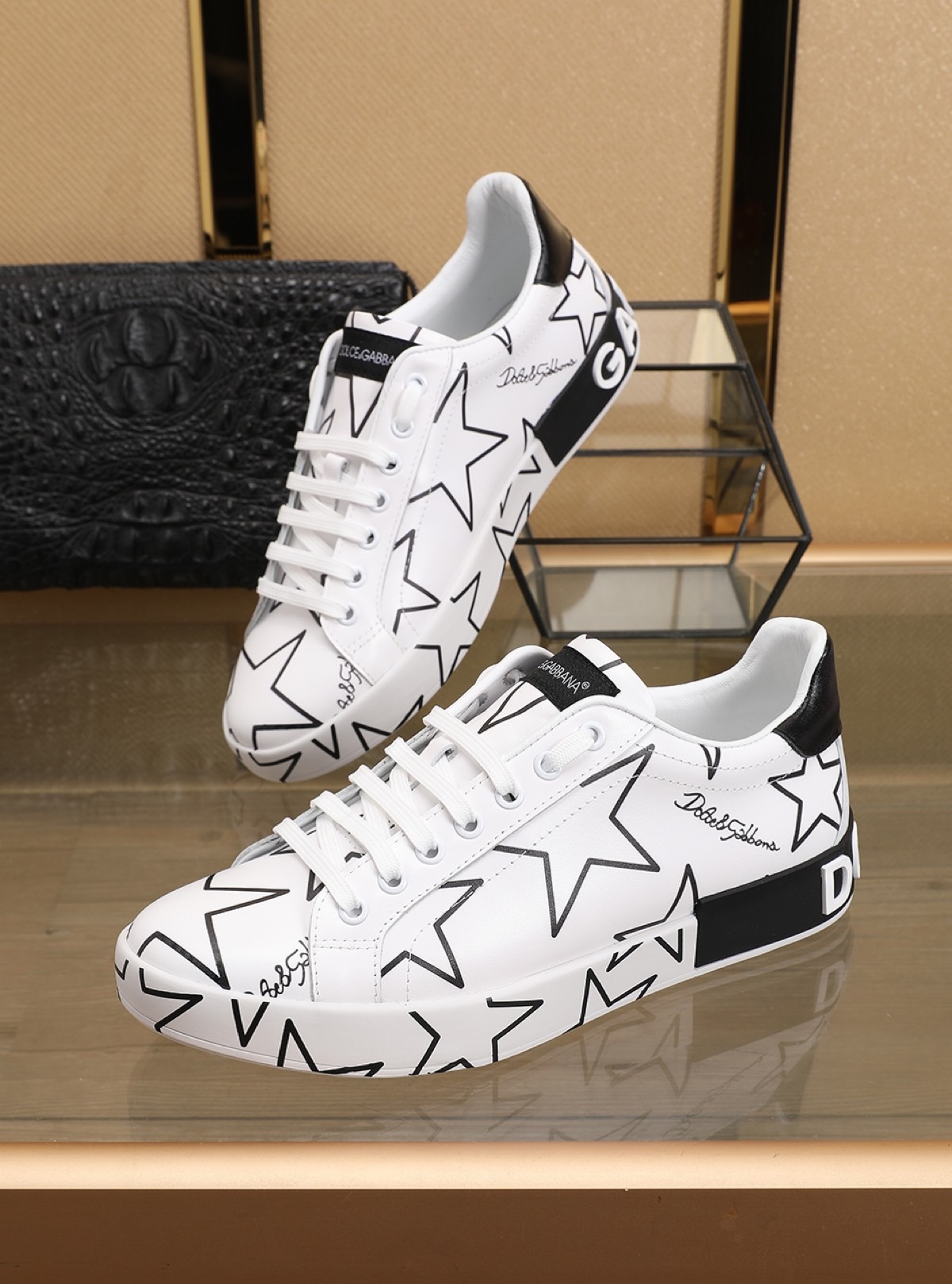 Dolce & Gabbana Low Tops Sneakers 70 - vstockx