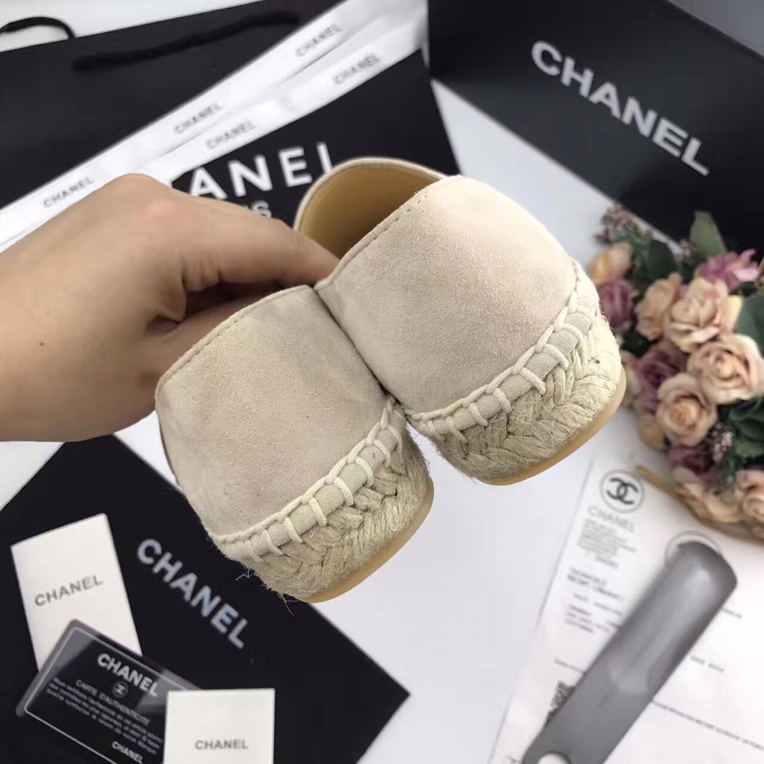 Chanel Loafers 21 - vstockx