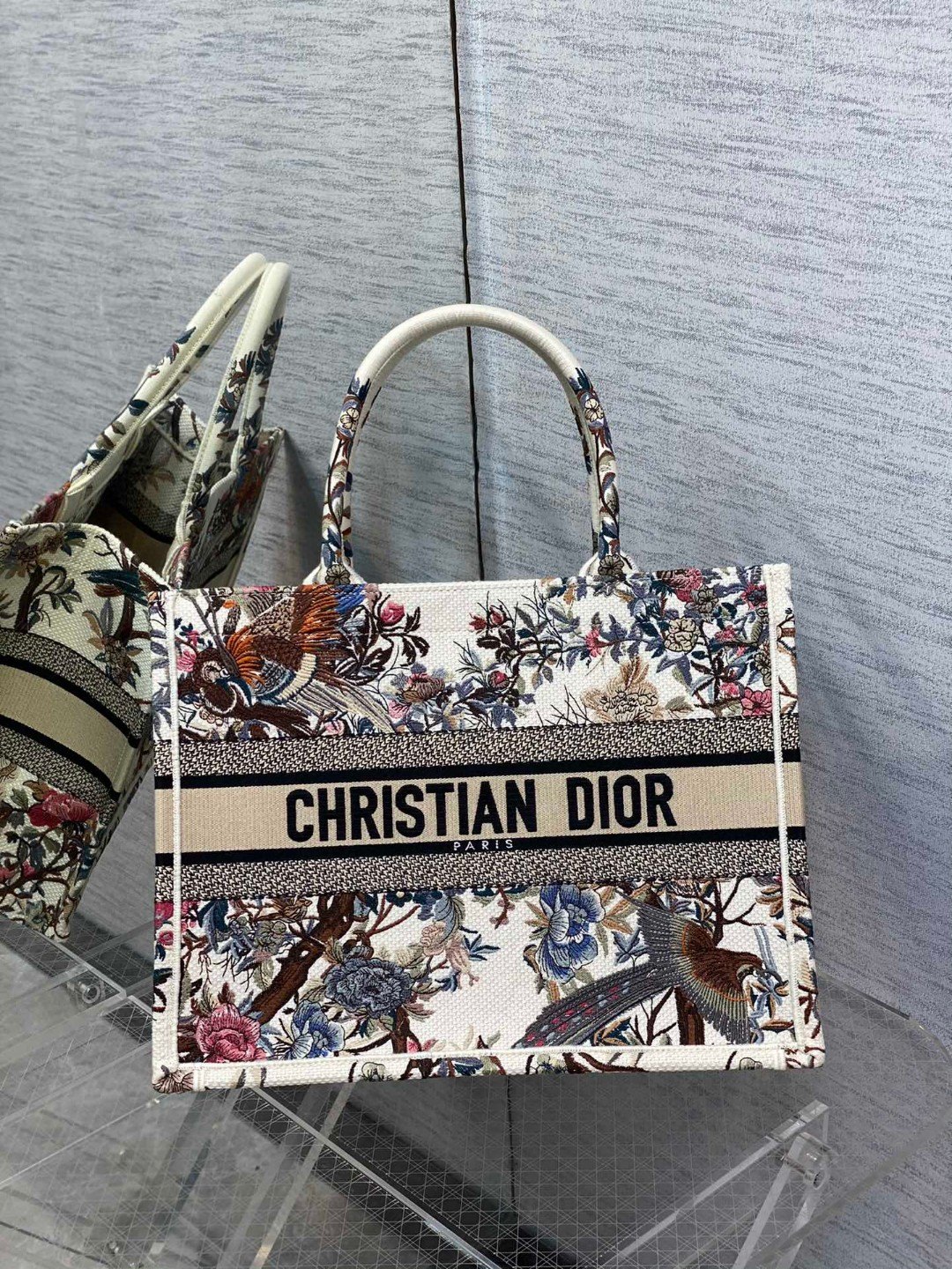 Handbags Dior Book Tote 8001 size:36.5*26*1 cm - vstockx