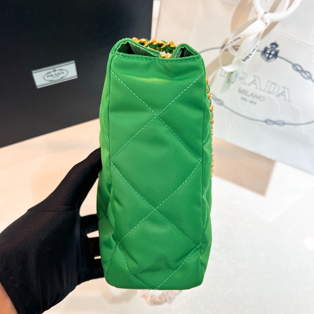 handbags prada 1BG468 25*19*7 - vstockx