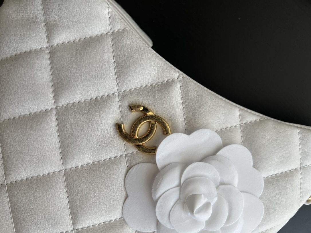 Handbag Chanel size 17.5cm24cm6 cm - vstockx