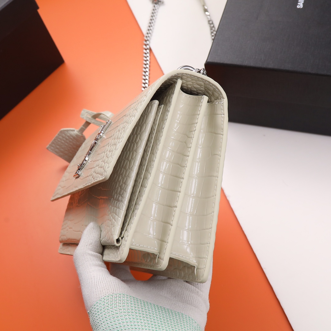 Handbags SAINT LAURENT 442906 size 22x8x16 cm - vstockx