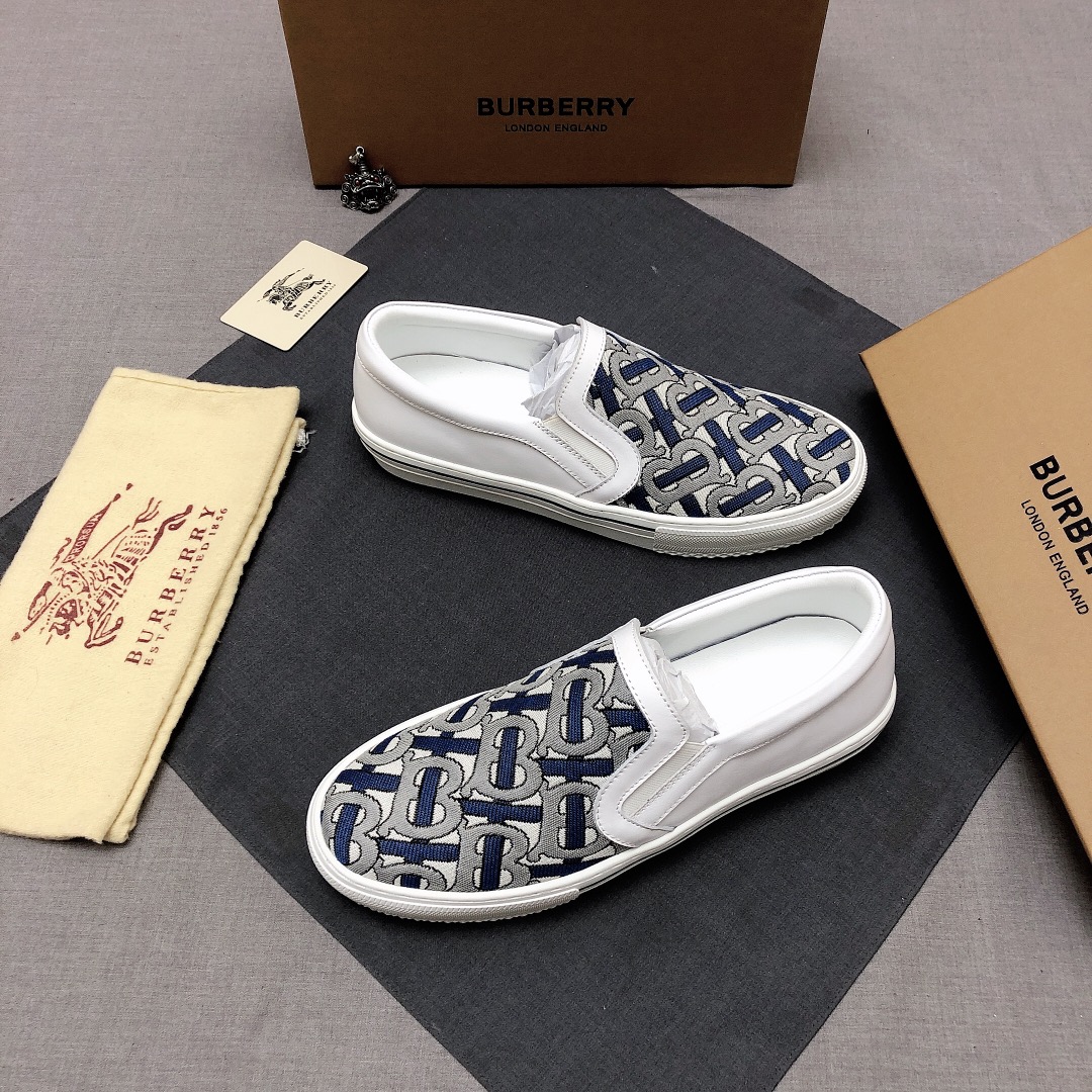 Burberry Perforated Check Sneaker 2 - vstockx